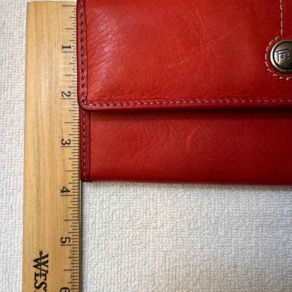 Fossil Clutch Wallet Smooth  Soft Red, Burgundy, Leather Snap Close - Picture 8 of 9